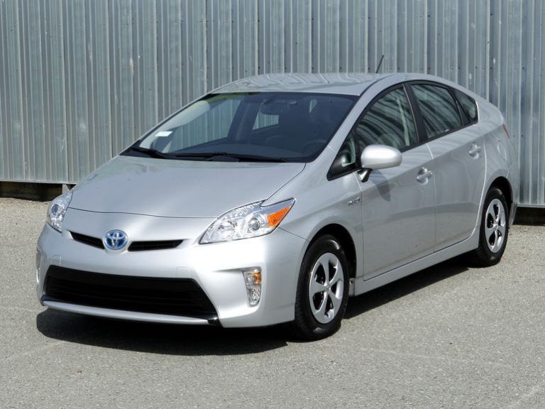 Toyota Prius 2012 1 8 liter Hybrid Car For Sale Japanese Used Cars 